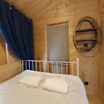 Drewniany Zakatek Z Sauna I Jacuzzi * Jadow