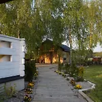 Drewniany Zakątek Z Sauną I Jacuzzi Dom wakacyjny Jadow