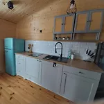 Drewniany Zakątek Z Sauną I Jacuzzi