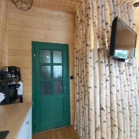 Drewniany Zakatek Z Sauna I Jacuzzi