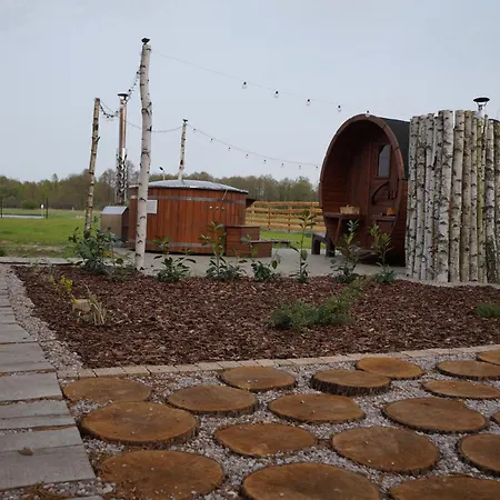 Drewniany Zakatek Z Sauna I Jacuzzi Jadow