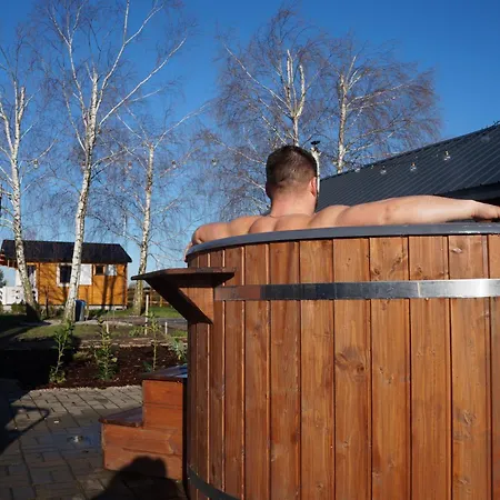 別荘 Drewniany Zakatek Z Sauna I Jacuzzi