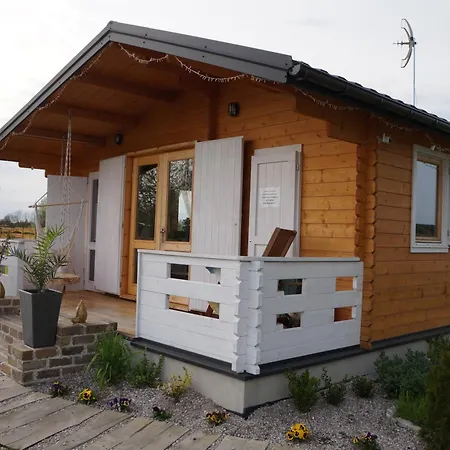 Drewniany Zakatek Z Sauna I Jacuzzi *