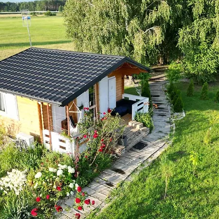 Drewniany Zakatek Z Sauna I Jacuzzi