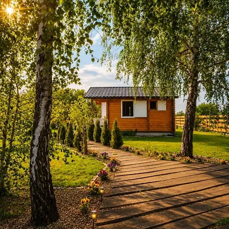 Drewniany Zakatek Z Sauna I Jacuzzi