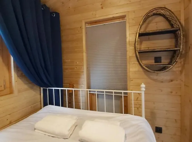 Drewniany Zakątek Z Sauną I Jacuzzi * Jadow