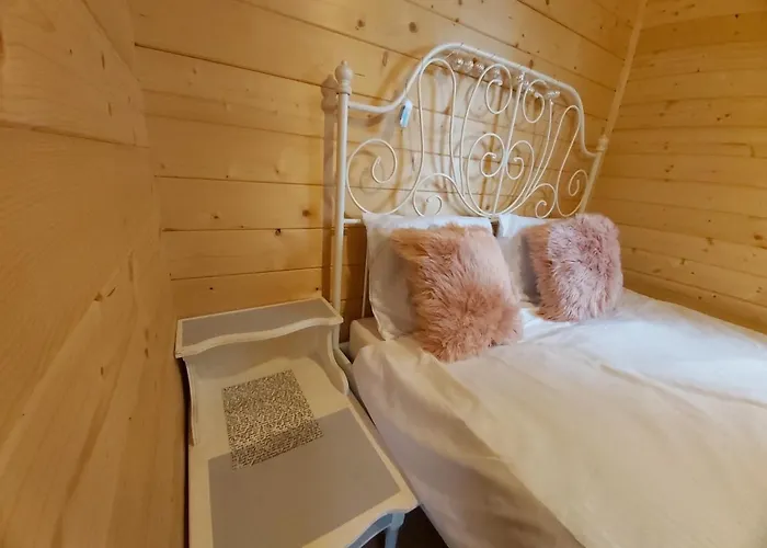 Drewniany Zakątek Z Sauną I Jacuzzi Dom wakacyjny