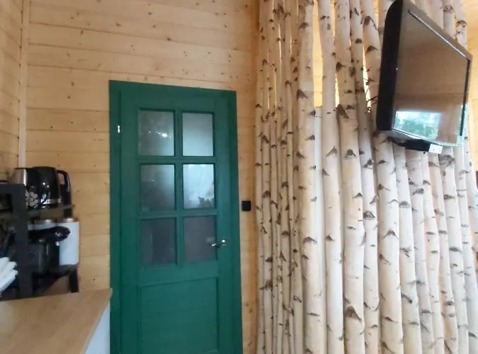 Drewniany Zakątek Z Sauną I Jacuzzi