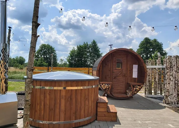 Drewniany Zakątek Z Sauną I Jacuzzi * Jadow