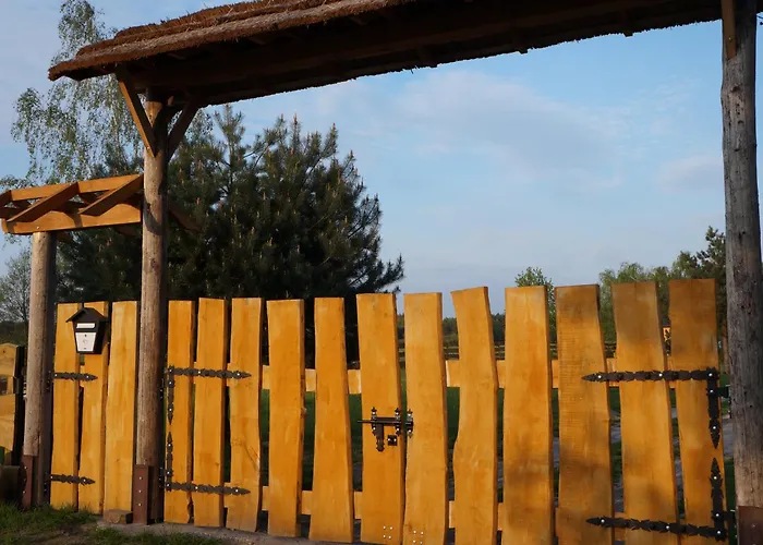 Drewniany Zakątek Z Sauną I Jacuzzi