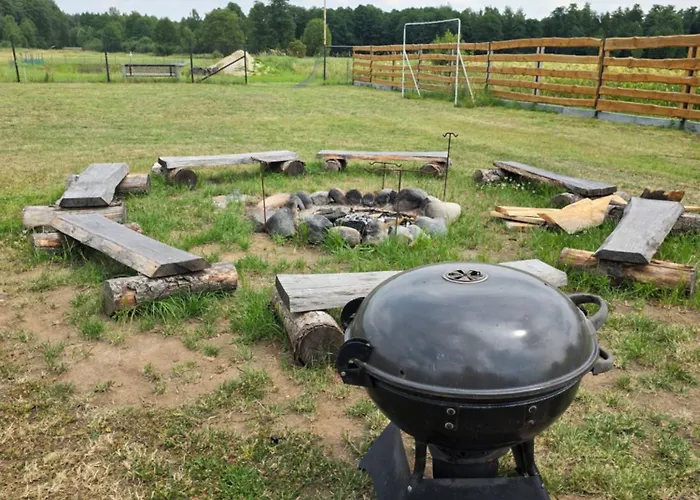 Drewniany Zakątek Z Sauną I Jacuzzi