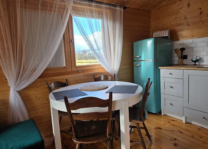 Drewniany Zakątek Z Sauną I Jacuzzi Dom wakacyjny Jadow